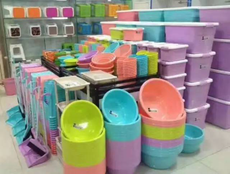 你是否正在寻找一份详尽的家居用品指南？这份家居用品类目大全将帮助你在琳琅满目的商品中找到最适合你的那一款。